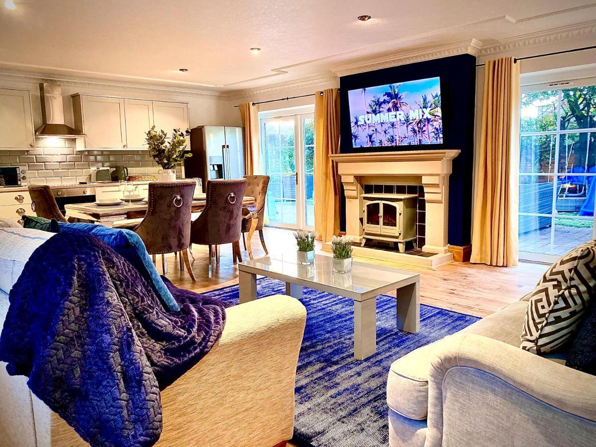Beautiful Hot Tub Suite In Lytham St Annes Εξωτερικό φωτογραφία